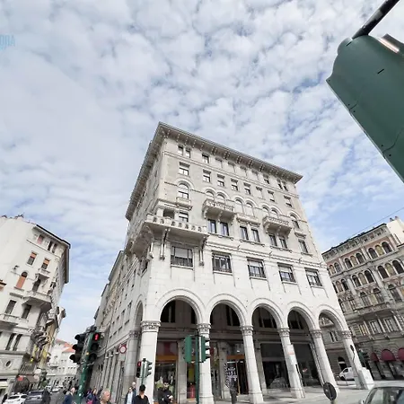 Carducci 29 Tirabora Short Rent Apartment Triest